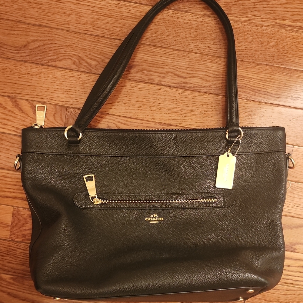 Coach Black Leather Shoulder Bag with Gold Hardware
